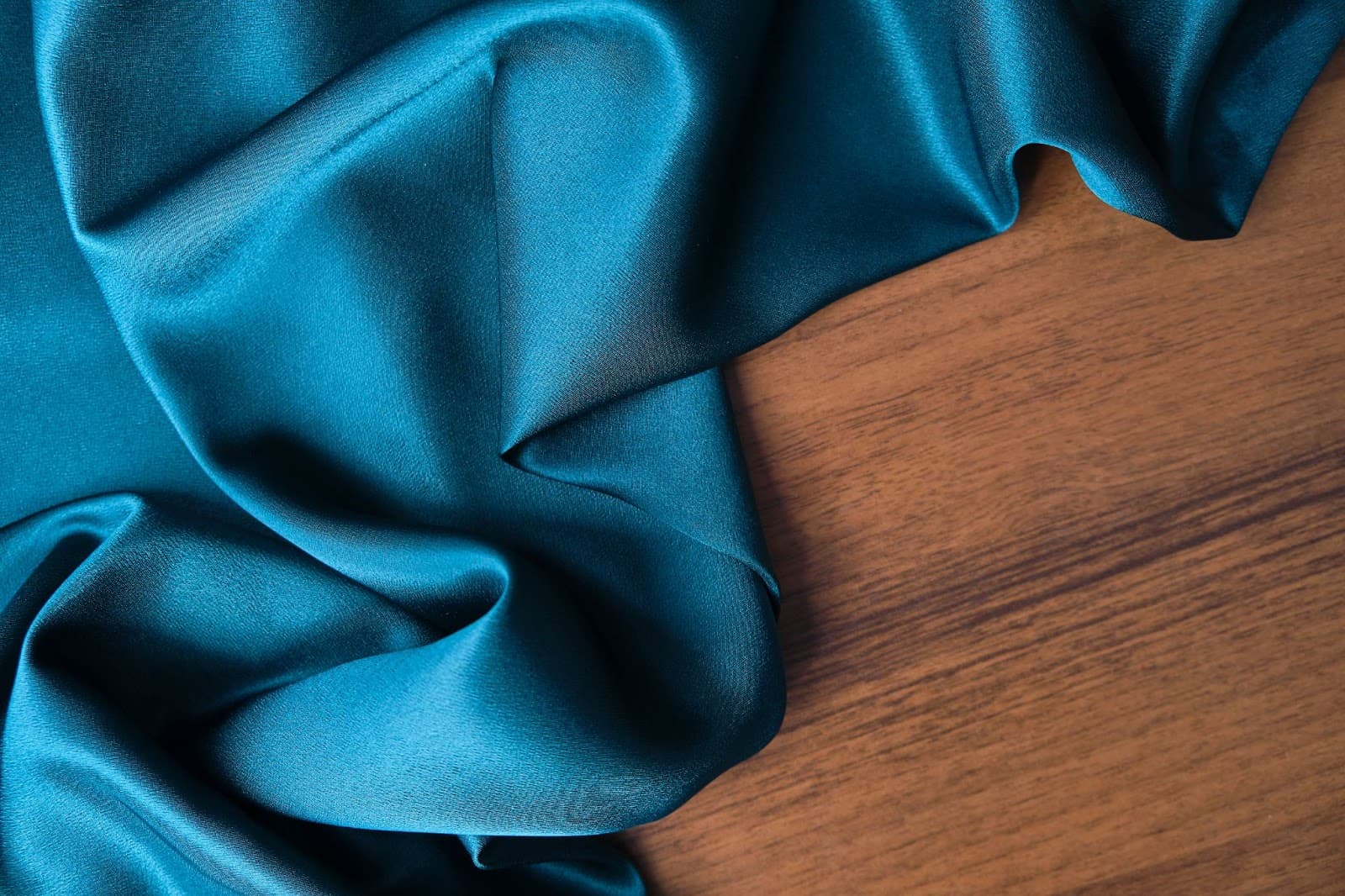 Silk Carpet Guide: How to Handle and Clean